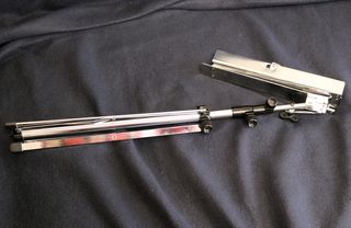 Atril metálico ajustable