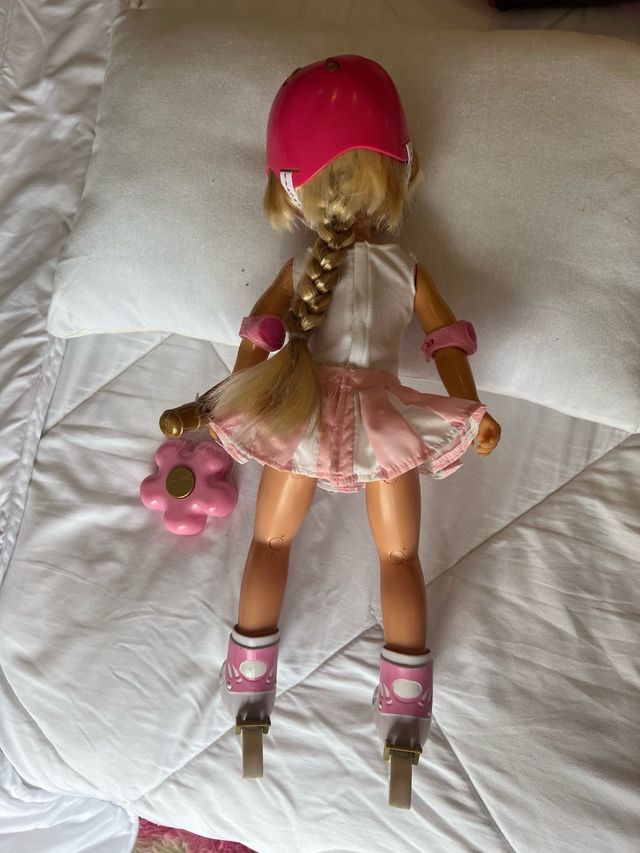 Nancy Patinadora con Accesorios