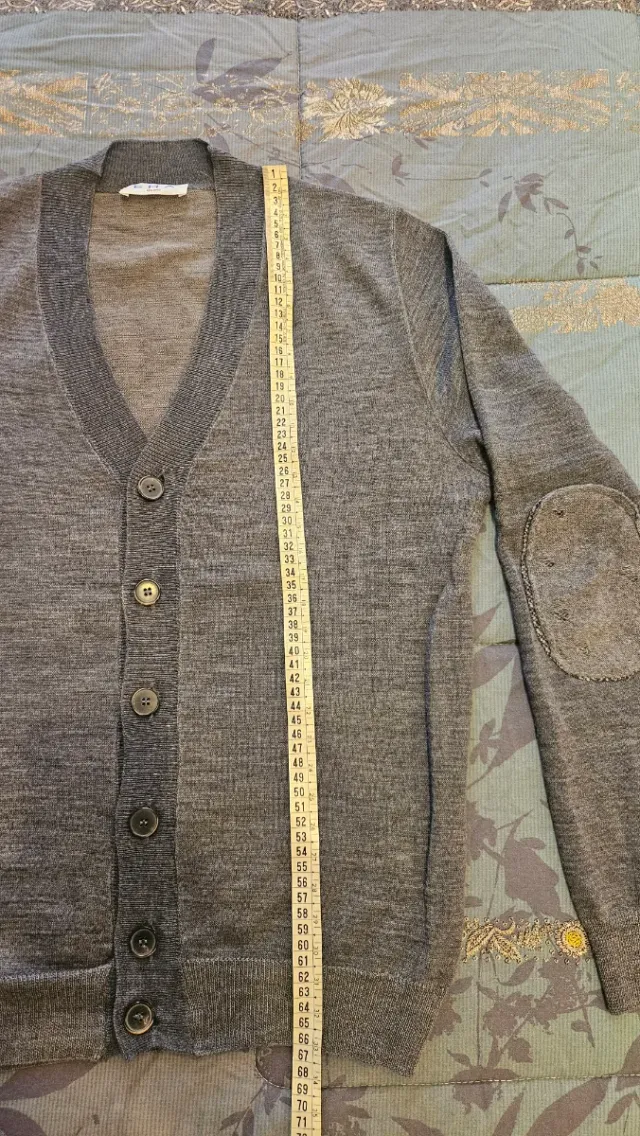 Cardigan uomo grigio con toppe