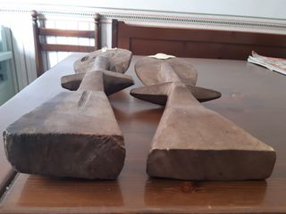 Sculture in legno dal Camerun