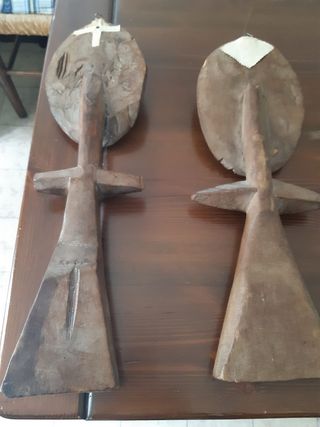 Sculture in legno dal Camerun