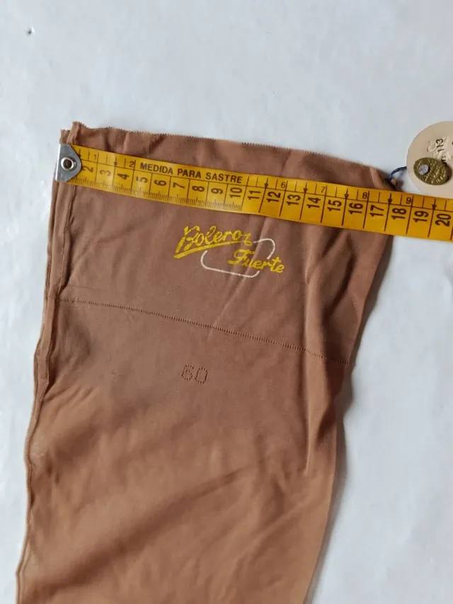 Medias Burlesque Vintage con Costura