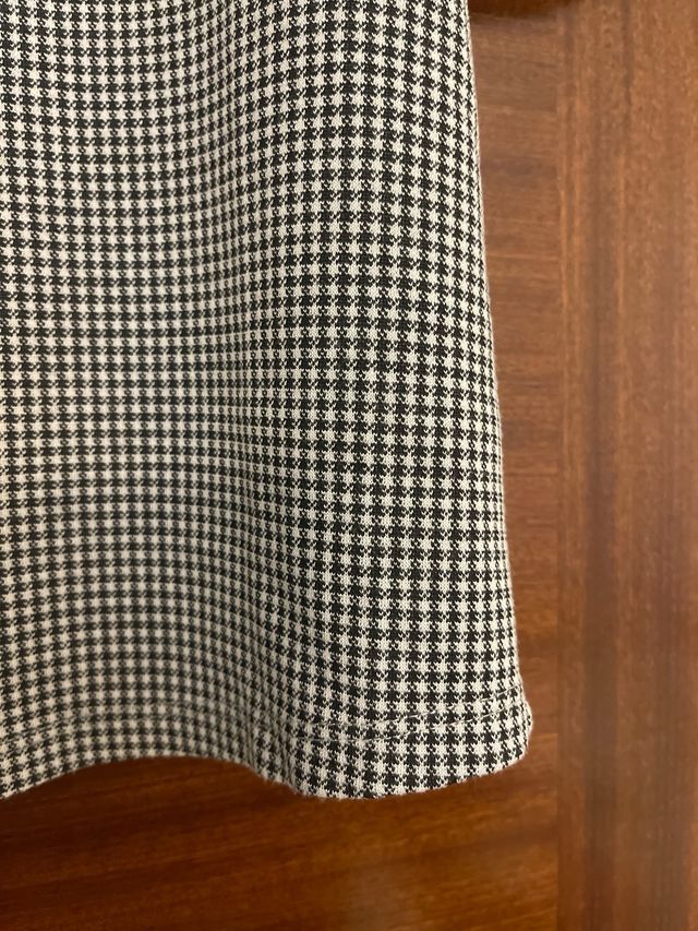 Camiseta Zara cuadros cuello elástico Talla S