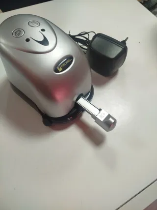 Grapadora y perforadora