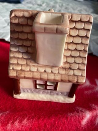 Casetta portacandele in ceramica