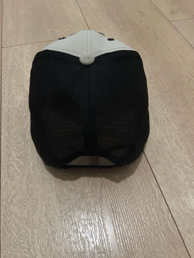 Gorra Salomon Beige y Negra Talla S/M