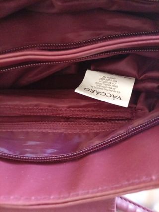 Bolso de piel de cordero color burdeos