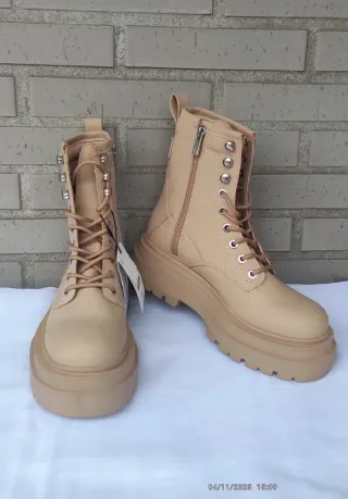 Botas Pull&Bear Beige Talla 36 Nuevas