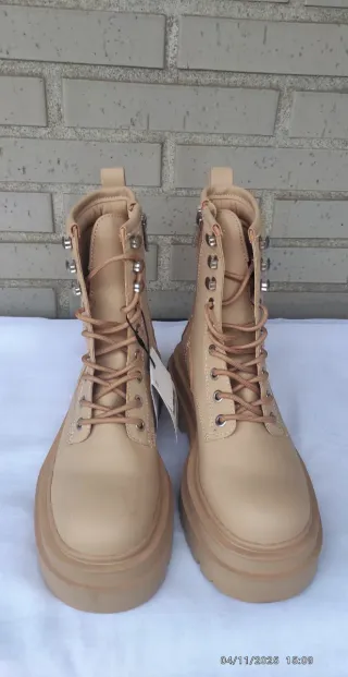 Botas Pull&Bear Beige Talla 36 Nuevas