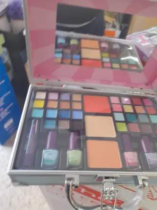 Maletín de maquillaje Magic Studio rosa