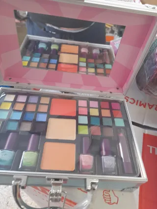 Maletín de maquillaje Magic Studio rosa