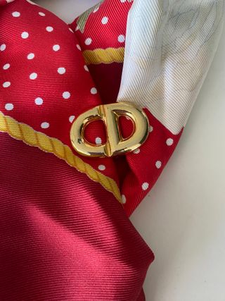 Broche Vintage Christian Dior CD Dorado