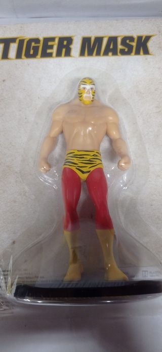 yellow devil tiger mask  3d collection+book