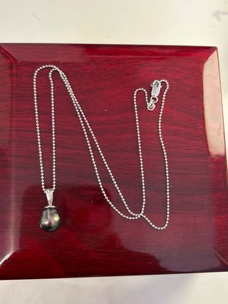 Collar oro blanco