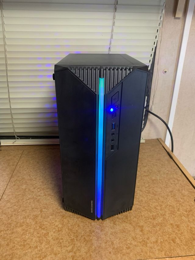 ordenador PC Negro con RGB