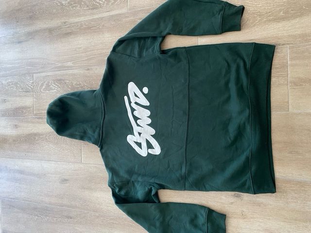 Sudadera verde con logo STWD