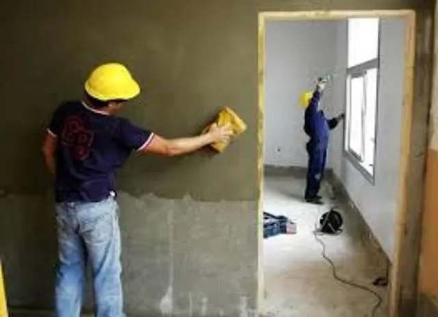 Albañil profesional paleta