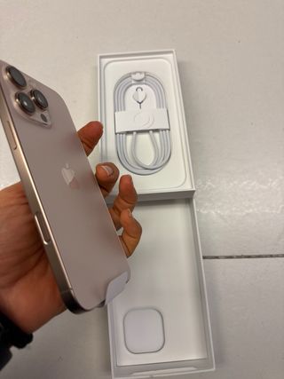 iPhone 16 Pro Max 256GB Oro