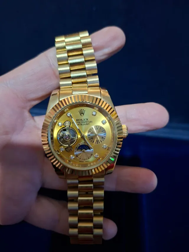 Reloj movimiento automatico