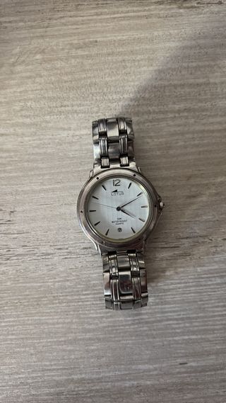Reloj Lotus Plata y Blanco
