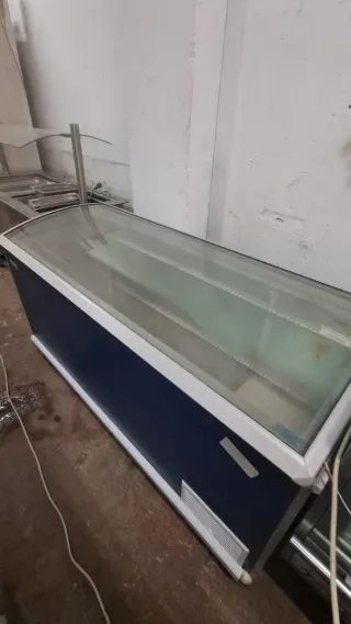 Nevera expositora cristal