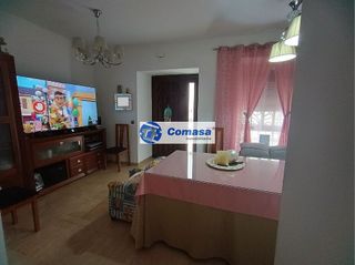 Casa adosada en venta en Martos