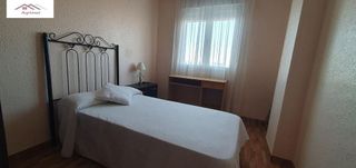 Piso en alquiler en Peñamefecit - Avda Barcelona en Jaén