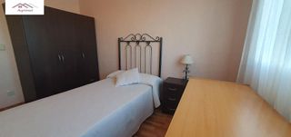 Piso en alquiler en Peñamefecit - Avda Barcelona en Jaén