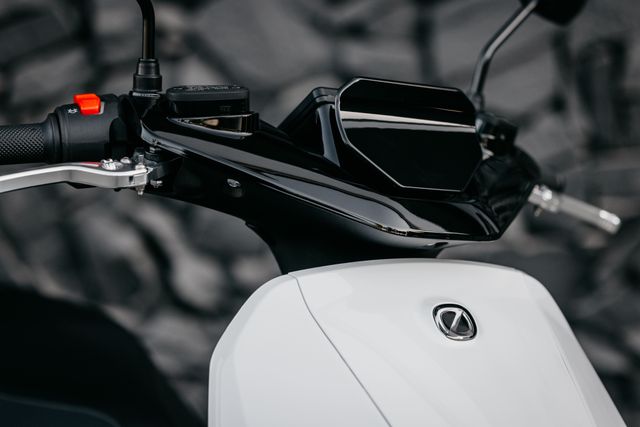 ZERO LS1 Scooter