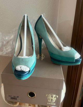 Zapatos de tacón peep toe tonos agua marina