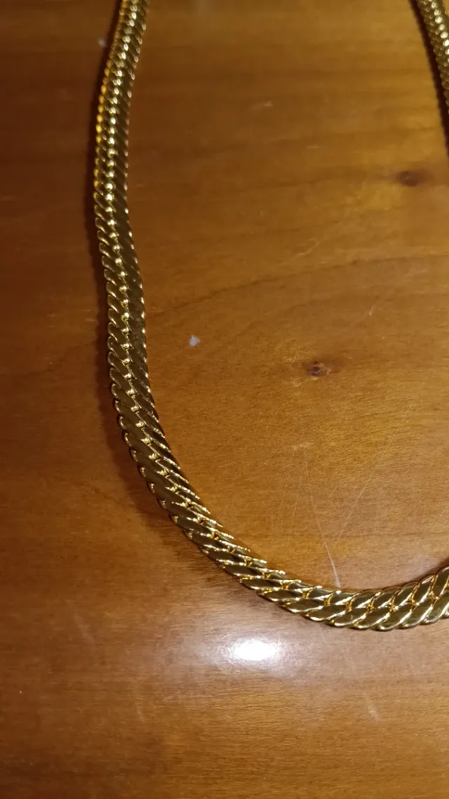 Girocollo bigiotteria dorato