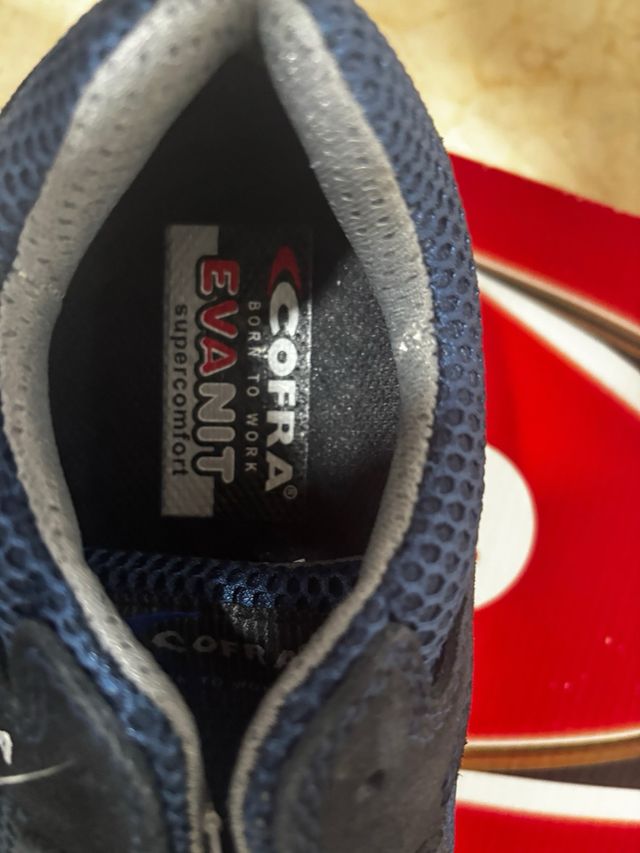 Zapatos de seguridad Cofra Talla 41 no envíos
