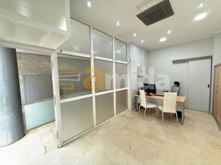 Local comercial en venta en Vallparadís en Terrassa