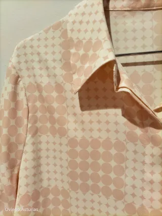 Camisa Beige y salmón Talla 42. De temporada.