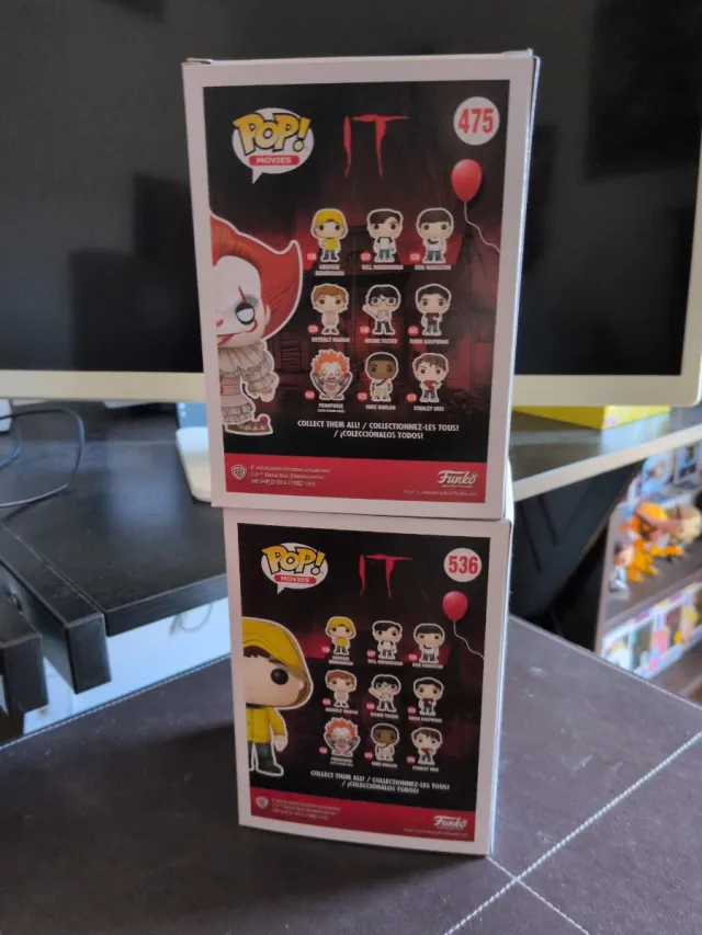 Funko Pop! IT Pennywise Hot Topic 475 y Georgie 53