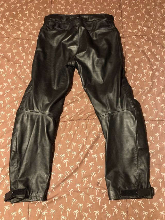 Pantalón Cuero BMW Freeway, talla 52