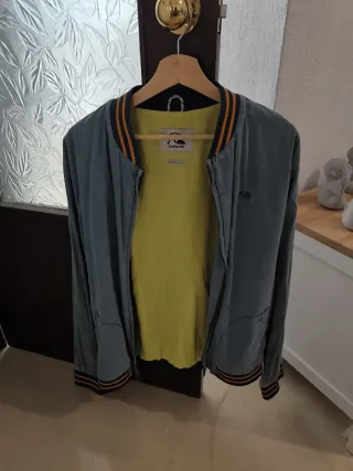 Chaqueta Quiksilver azul/gris y Amarilla