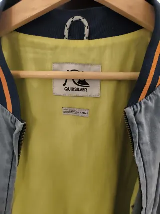Chaqueta Quiksilver azul/gris y Amarilla