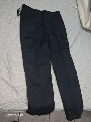 Pantalones de trabajo negros nuevos talles M y 46