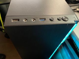 Torre Ordenador Negra