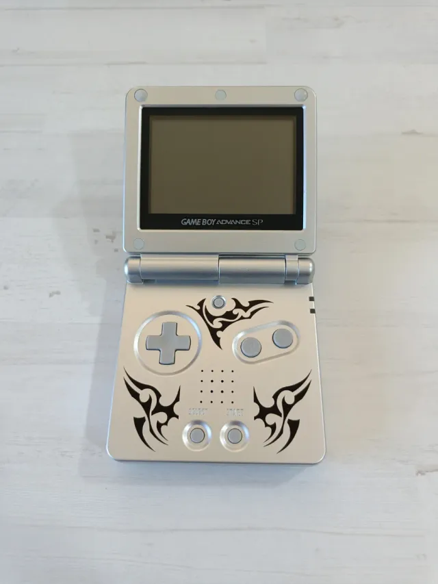 Nintendo Game Boy Advance SP Tribal NearMint