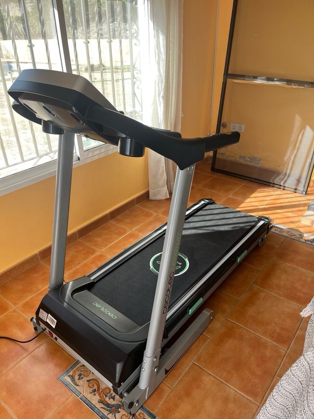 Cinta de Correr Cecotec EXTREMETRACK