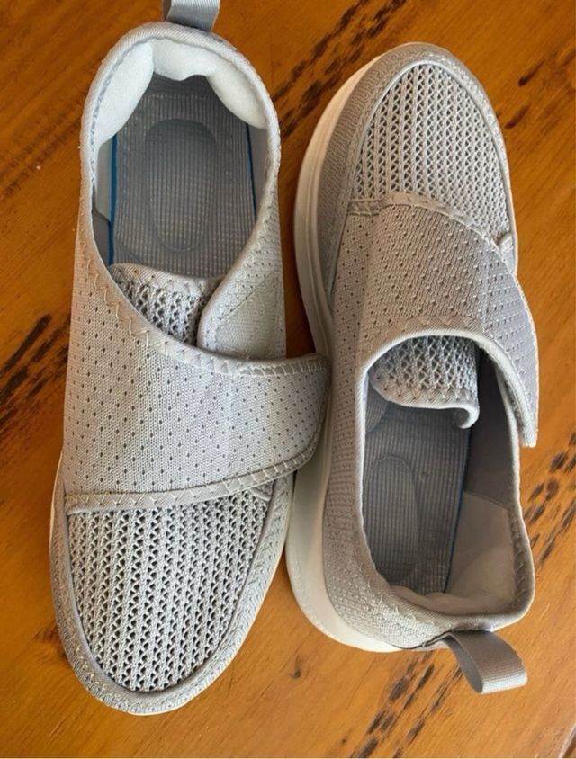 Zapatillas Ortorex grises cómodas