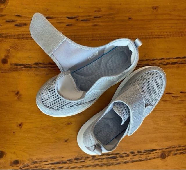 Zapatillas Ortorex grises cómodas