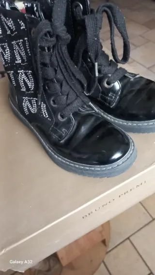 Stivaletti neri bimba con strass