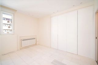 Piso en alquiler en Nueva España en Madrid