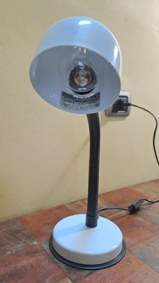 Lampada vintage Veneta Lumi