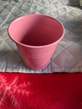 Vasetto in metallo rosa