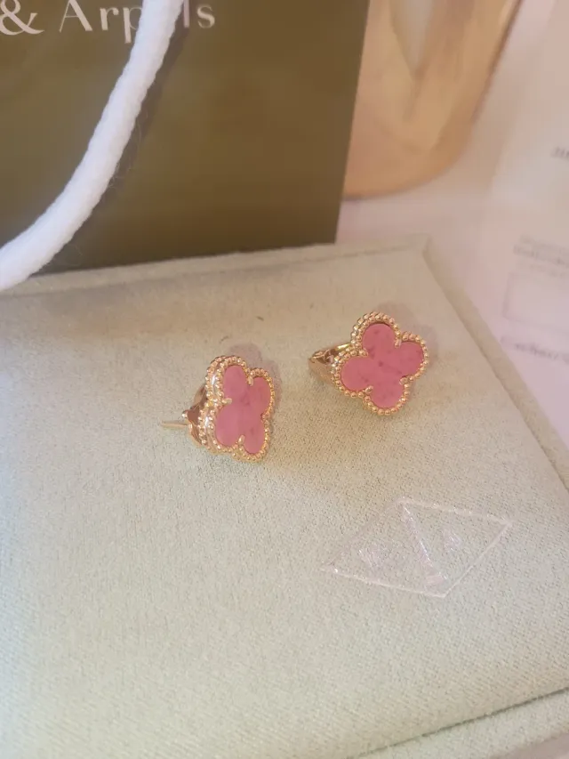 Pendientes Van Cleef & Arpels Rosa Intenso
