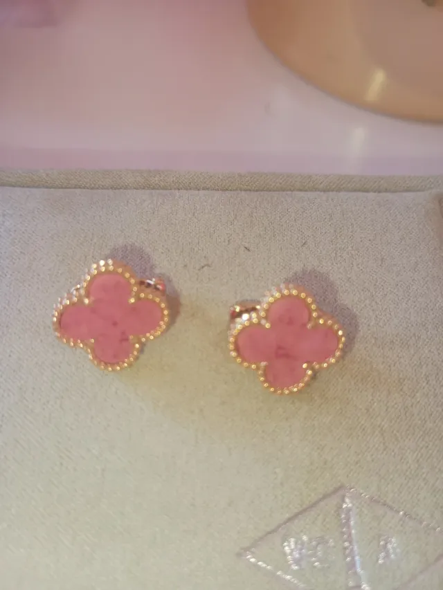 Pendientes Van Cleef & Arpels Rosa Intenso